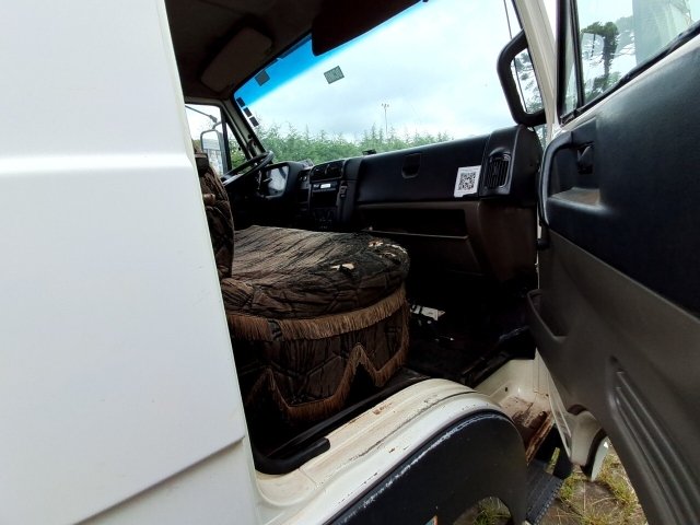 Vehicle_photo_9