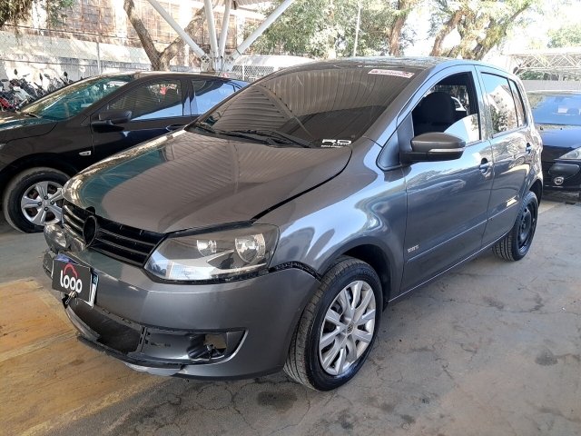 Veículo VW - VolksWagen Fox Volkswagen Fox 1.6 GII 2010/2011 Cinza Regular 2011 em leilão