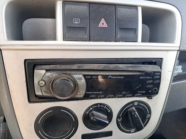 Vehicle_photo_6