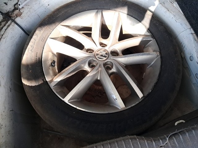 Vehicle_photo_17