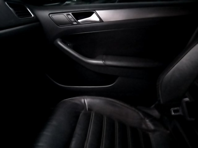 Vehicle_photo_9