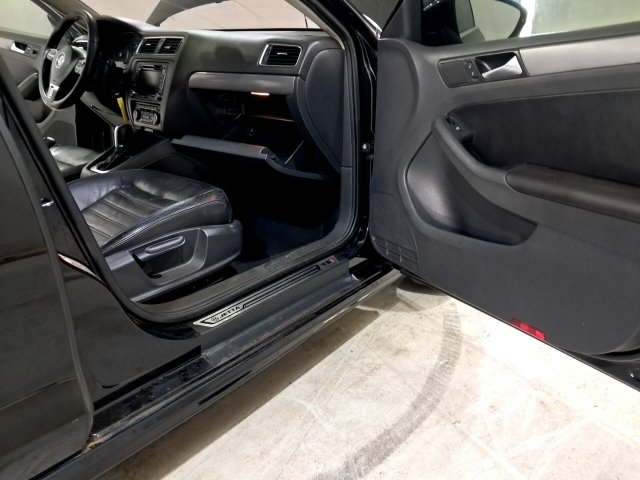Vehicle_photo_9