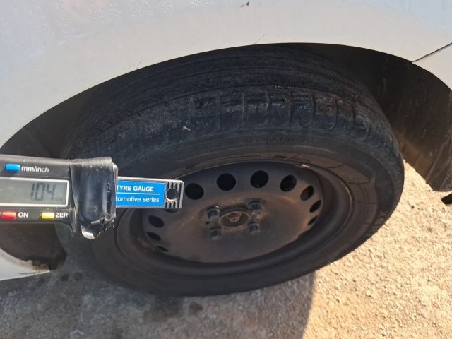 Vehicle_photo_28