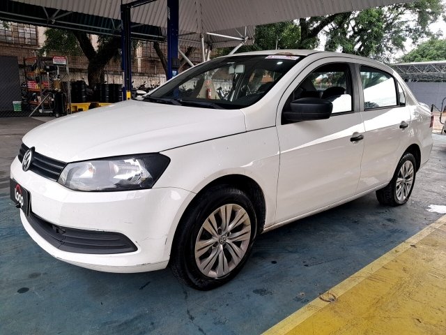 Veículo VW - VolksWagen Voyage VOLKSWAGEN NOVO VOYAGE 1.0 CITY 2013/2014 2014 em leilão