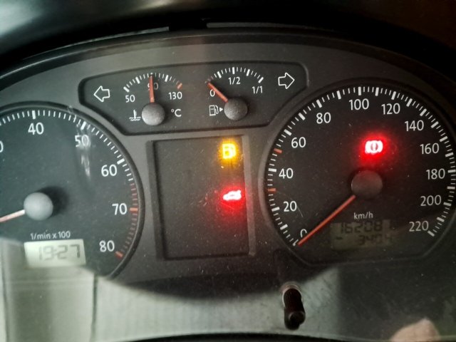 Vehicle_photo_5