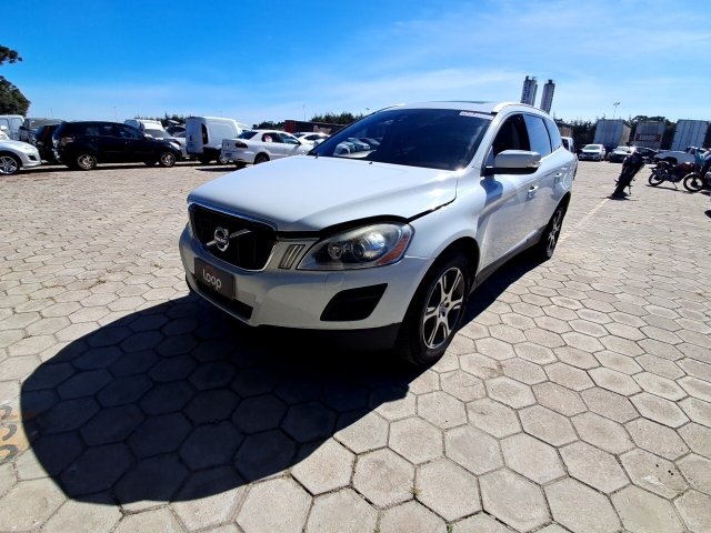 Veículo Volvo XC60 VOLVO XC60 2.0 T5 DYNA 2011/2012 2012 em leilão