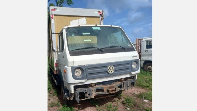 Veículo VOLKSWAGEN VW VW 10.160 DRC 4X2 2013/2014 2014 em leilão