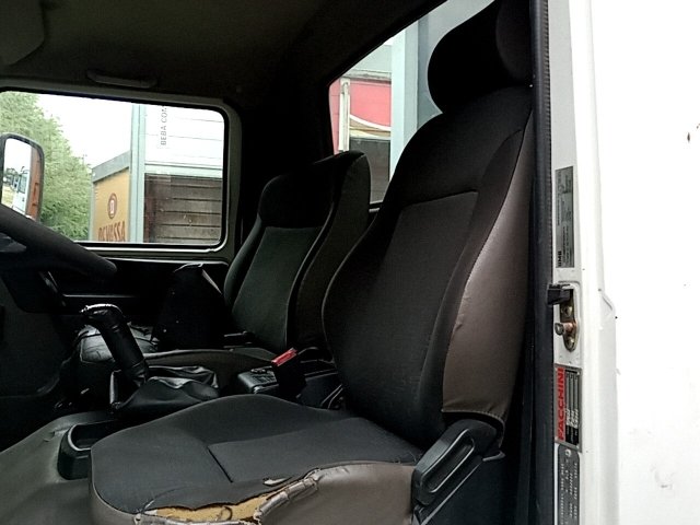 Vehicle_photo_10