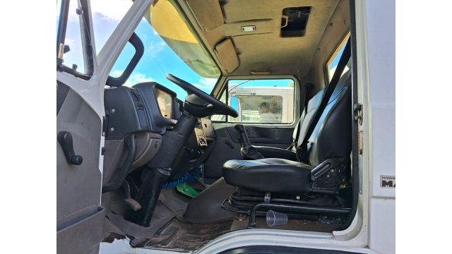 Vehicle_photo_6