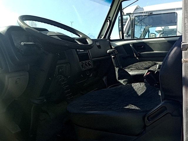 Vehicle_photo_8