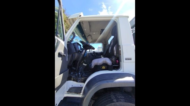 Vehicle_photo_8