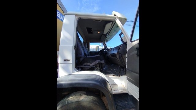 Vehicle_photo_9