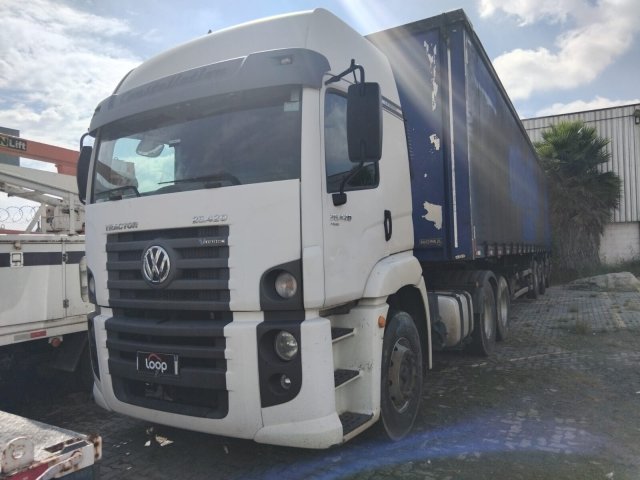 VW 25.420 CTC 6X2 Frente Motorista