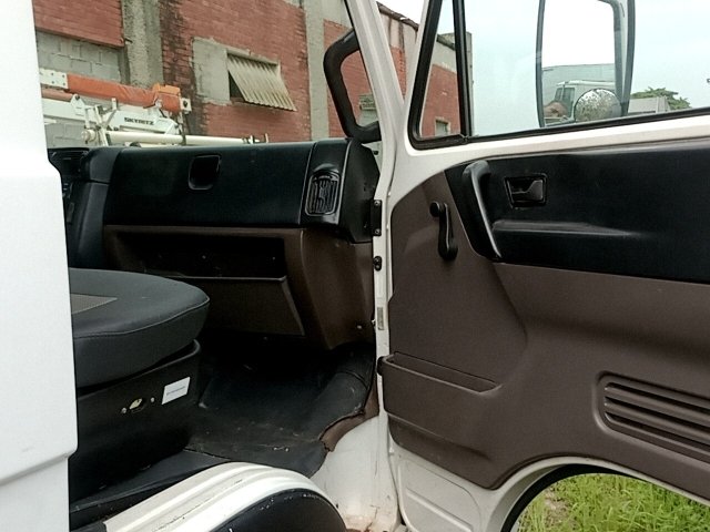 Vehicle_photo_9