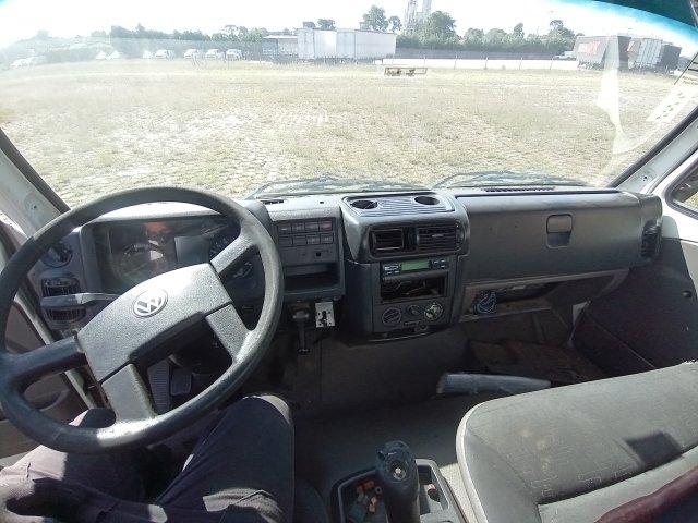 Vehicle_photo_7