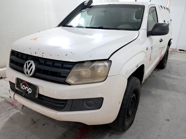 Veículo VOLKSWAGEN Amarok VW Amarok CS 4X4 S 2014/2015 com lataria e pintura com riscos e amassados 2015 em leilão