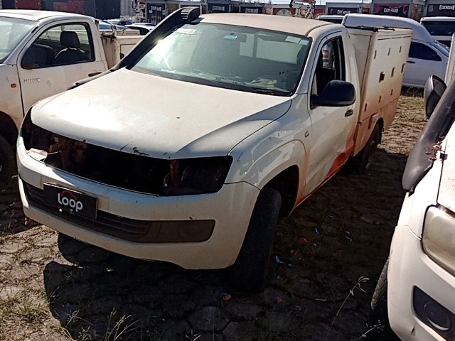 Veículo VOLKSWAGEN Amarok VW Amarok CS 4X4 S 2015 Diesel com avarias e peças faltando 2015 em leilão