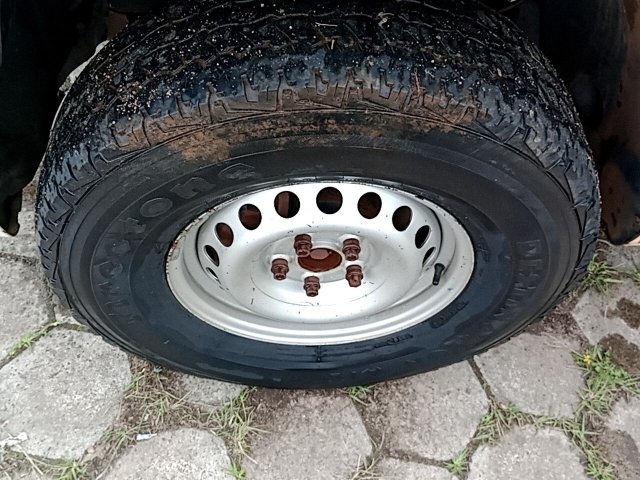 Vehicle_photo_13