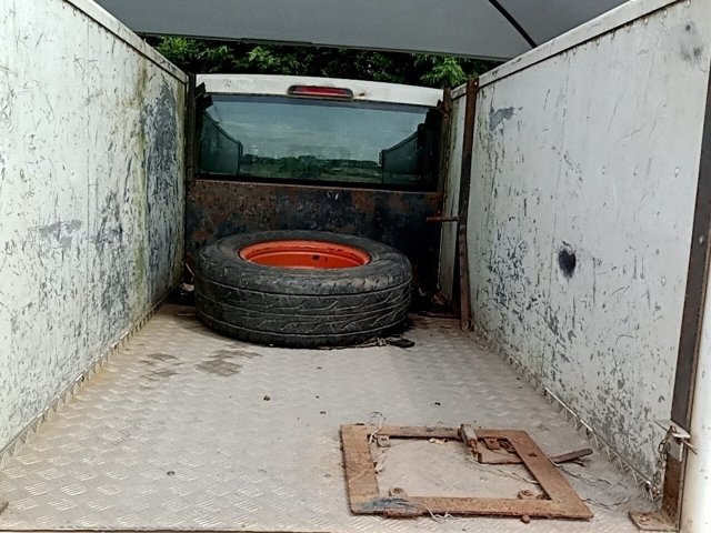 Vehicle_photo_11