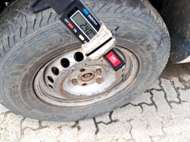 Vehicle_photo_13