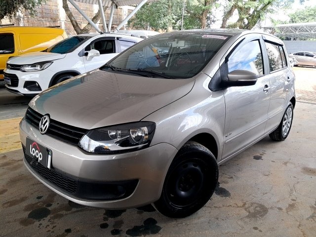 Veículo VW - VolksWagen Fox VW Fox 1.0 GII 2012/2013 Não Funciona, Motor Parcialmente Desmontado 2013 em leilão