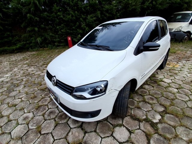 VW Fox 1.6 Highline GII 2013/2014