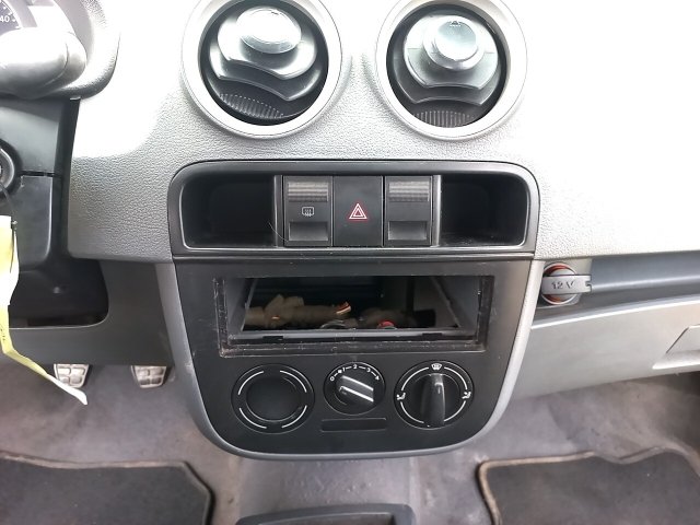Vehicle_photo_6