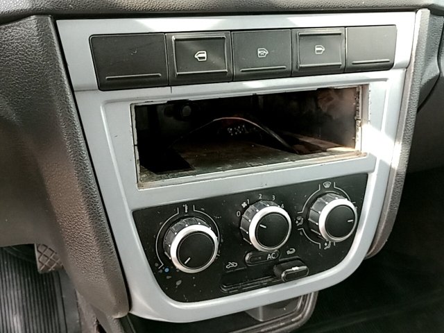 Vehicle_photo_6