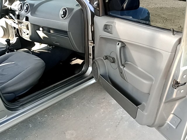 Vehicle_photo_9