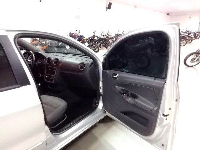 Vehicle_photo_9