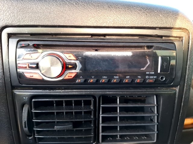 Vehicle_photo_6