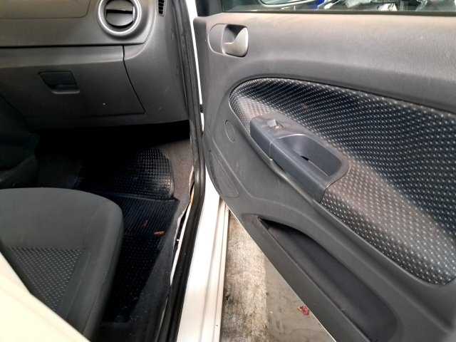 Vehicle_photo_9