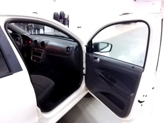 Vehicle_photo_9