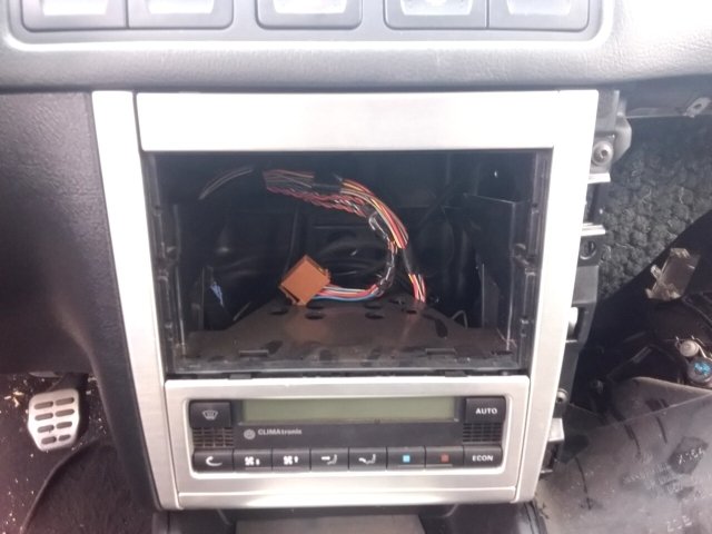 Vehicle_photo_6