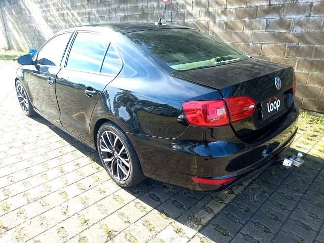 VW JETTA 2.0 Traseira Motorista