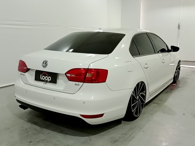 Vehicle_photo_4