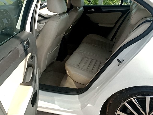 Vehicle_photo_10