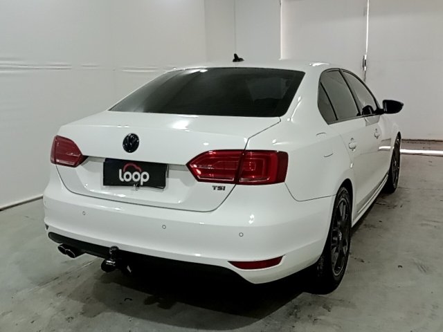 Vehicle_photo_4