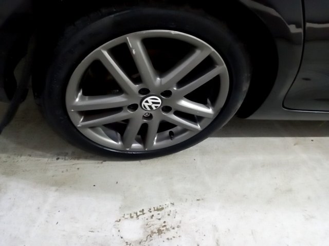 Vehicle_photo_16