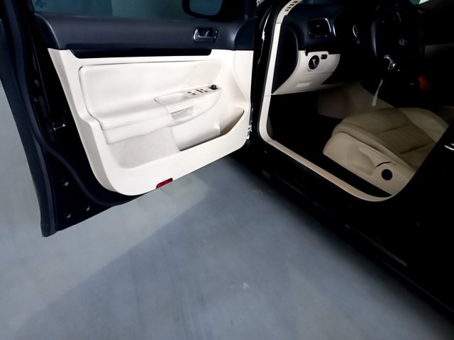 Vehicle_photo_8
