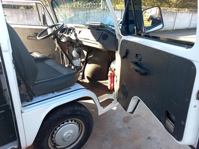 Vehicle_photo_9
