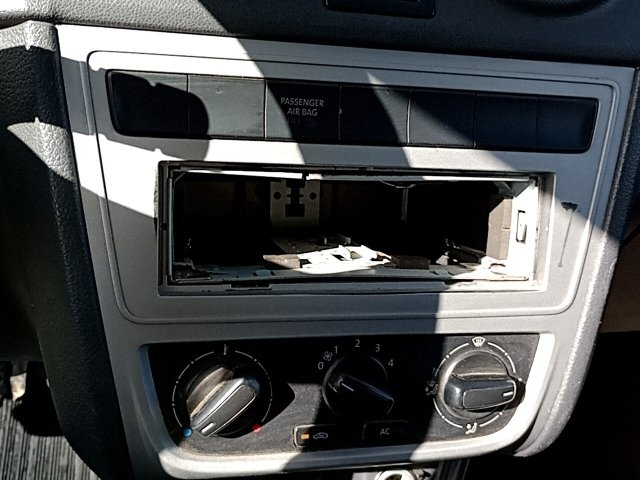 Vehicle_photo_6