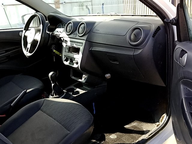 Vehicle_photo_9
