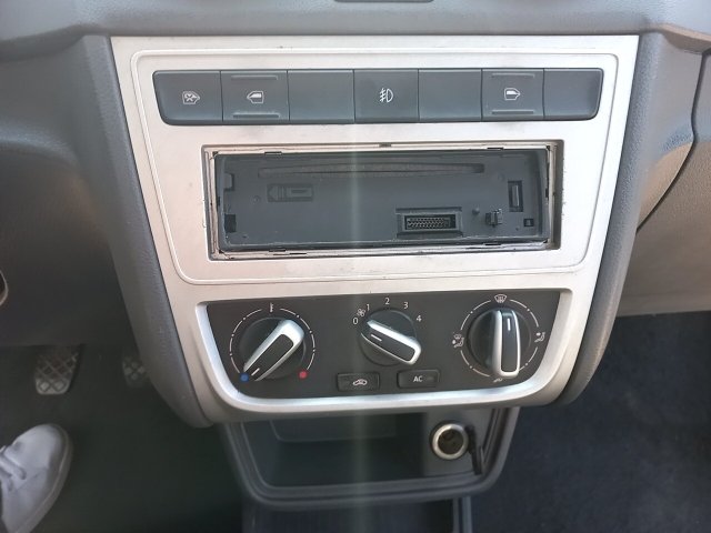 Vehicle_photo_6