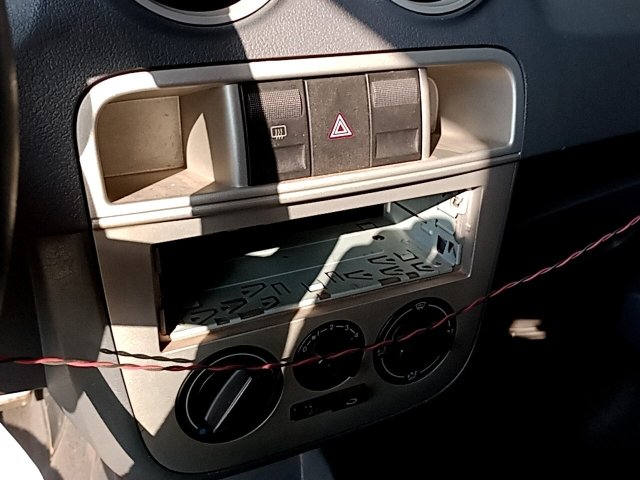 Vehicle_photo_6