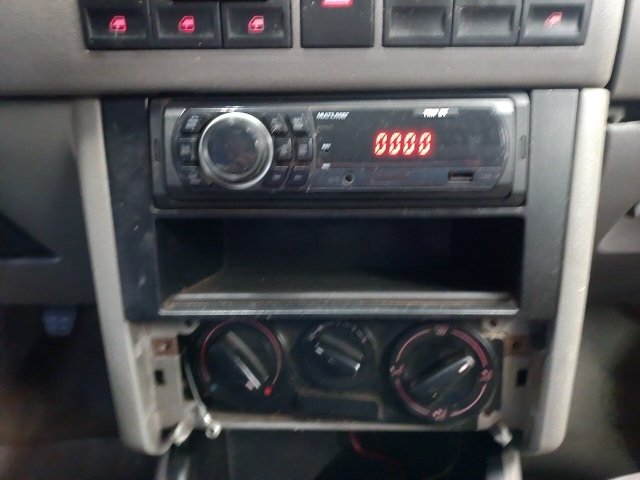 Vehicle_photo_6