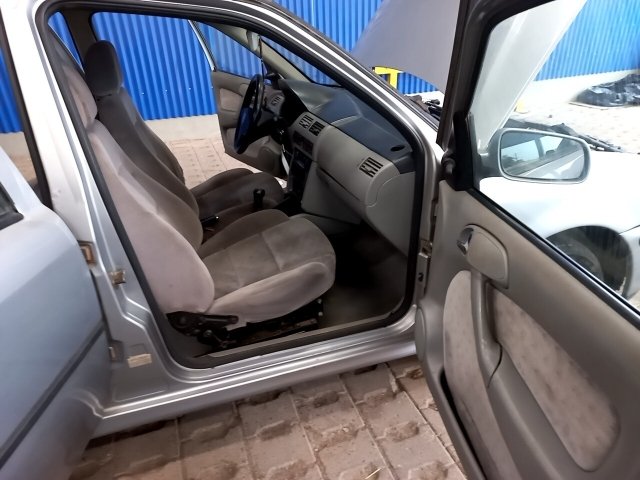 Vehicle_photo_9
