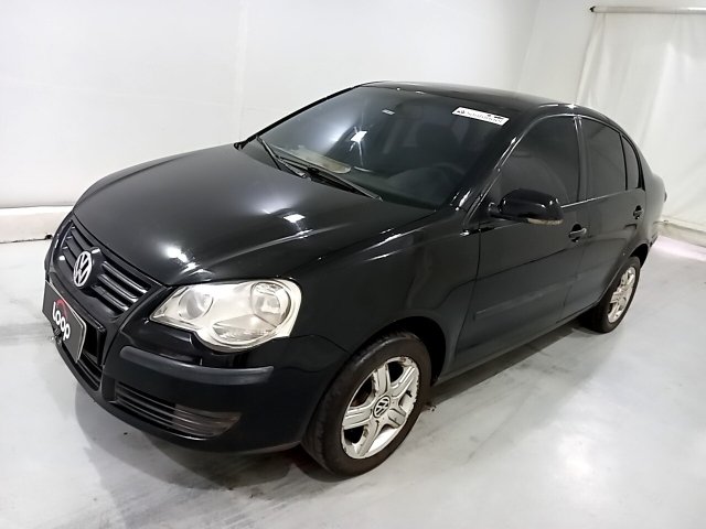 VOLKSWAGEN POLO SEDAN 1.6 MI 8V FLEX 4P MANUAL - Loop Revenda