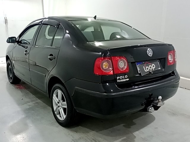 VW POLO SEDAN 1.6 Traseira Motorista