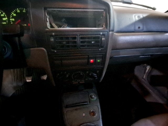Vehicle_photo_6